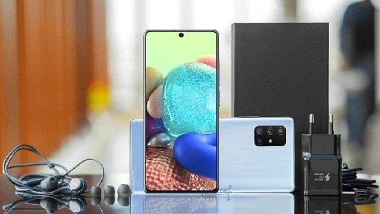 فتح علبة هاتف Samsung A Quantum